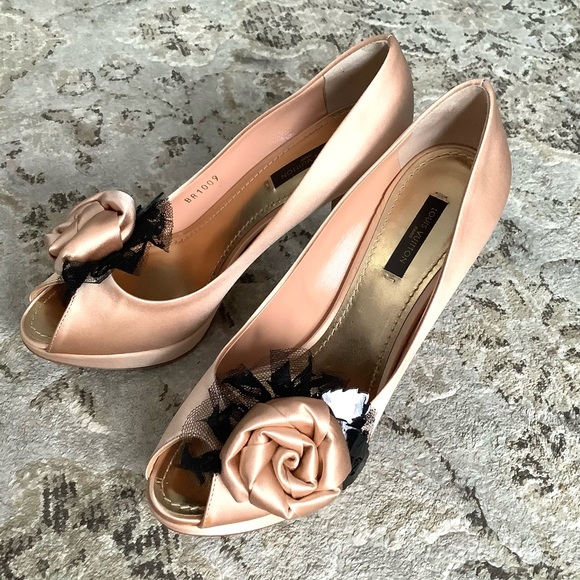 The most DRESSY pumps on Earth 🔥🔥🔥 - Picture 4 of 14